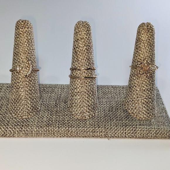 Stackable Gold Rings Set (x4) - Picture 8 of 9